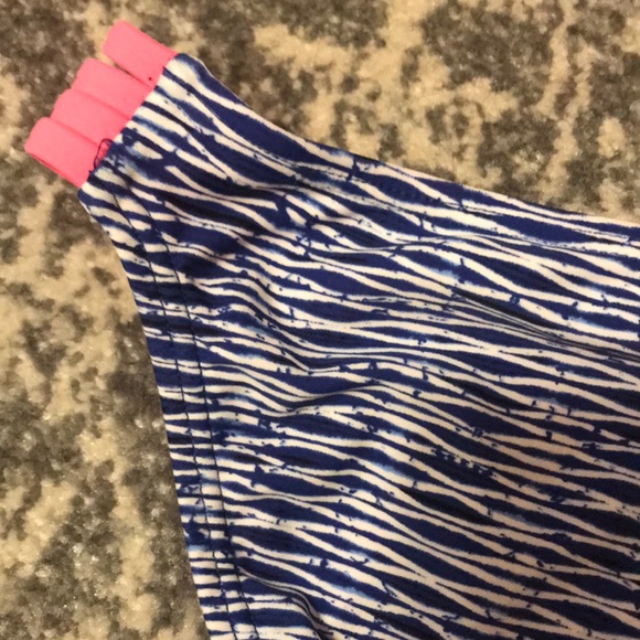 Bandeau bikini! Size Medium. Like new! - Picture 8 of 8